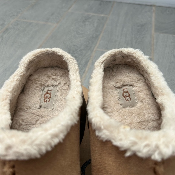 UGG Women's New Heights Cozy Clog - Picture 4 of 11